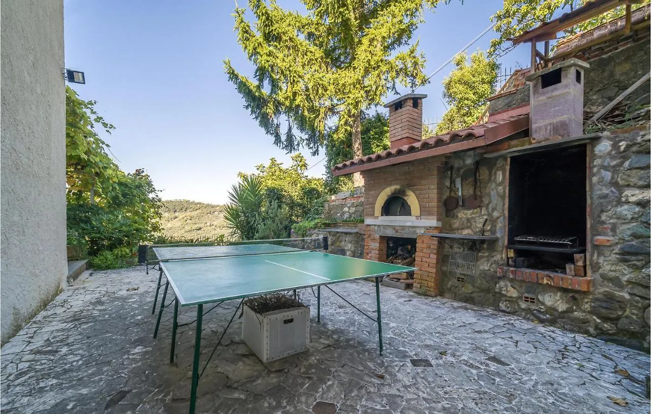 Pet Friendly Home In Moneglia With Kitchen Hébergement de vacances