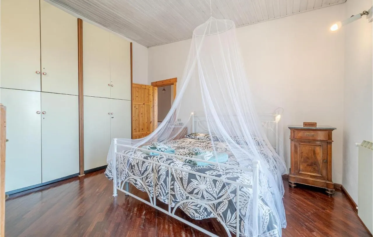Pet Friendly Home In Moneglia With Kitchen 0*,  Italy